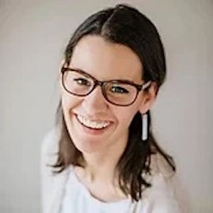 Corina Ross